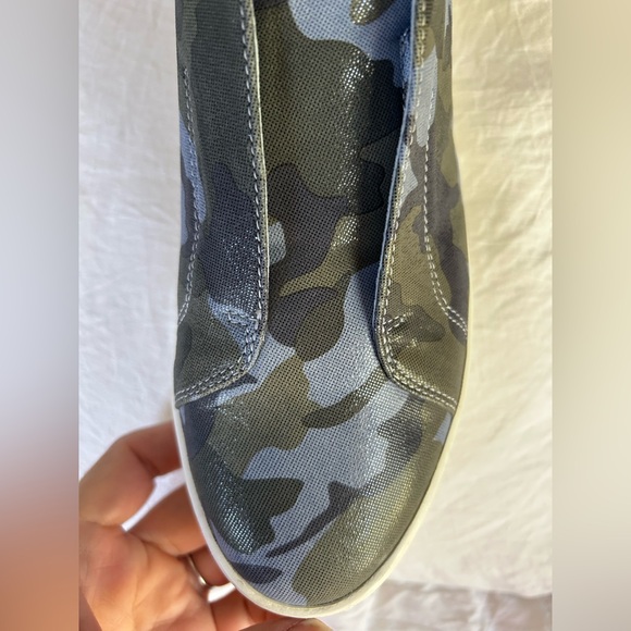 NWOT Anthropologie J/SLIDES Women's Green and Gray Camouflage Shoes. Size 10 - Picture 6 of 10